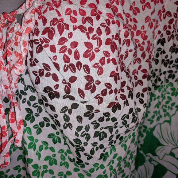 Lane Bryant, NEW with tags, top, size 14/16. FINAL PRICE DROP 💧💧 💧 - Picture 2 of 5